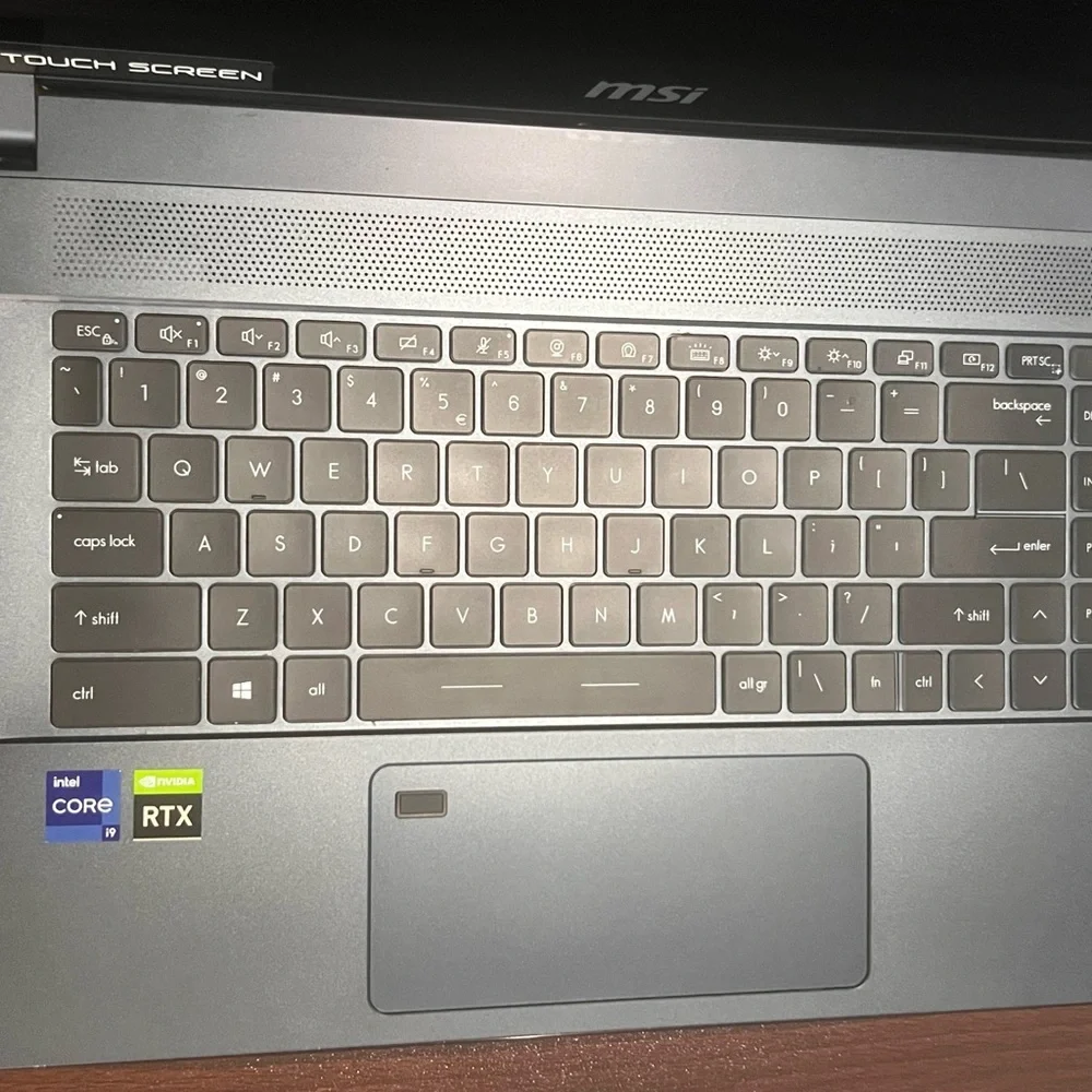 MSI WS66 11UMT-220 15.6 intel Corei9 - 11900H 2.5GHz - 64GB RAM - 1TB SSD (desc)